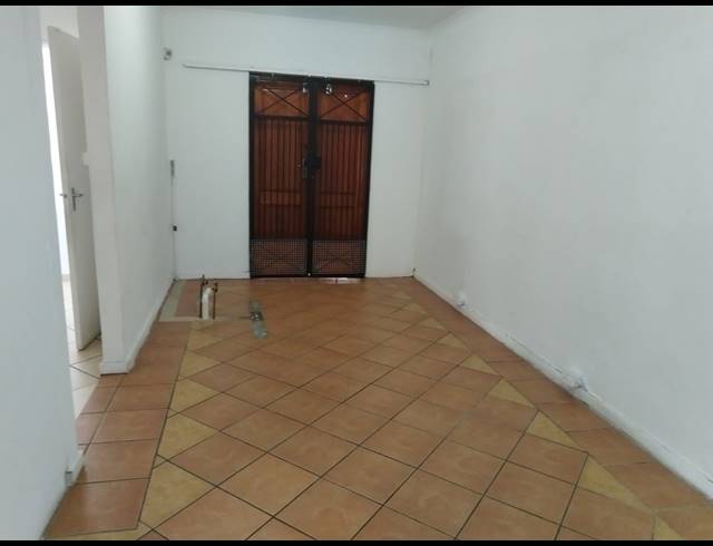 65M² OFFICE TO LET IN SONHEUWEL